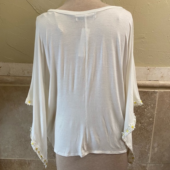 Stella Laguna beach daisies top size M - Picture 5 of 7